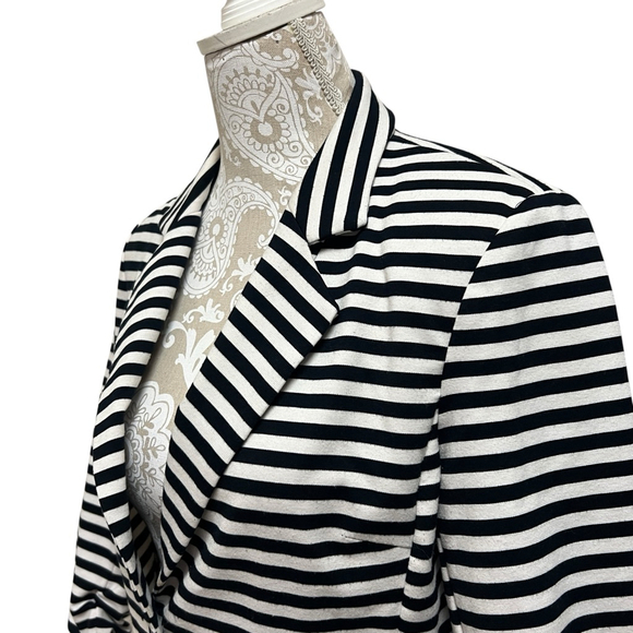Ellen Tracy Black White Striped Blazer Jacket Women’s Medium Stretch Career - Picture 3 of 14